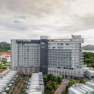 酒店 The Riyaz Lavanya Langkawi, 珍南海滩