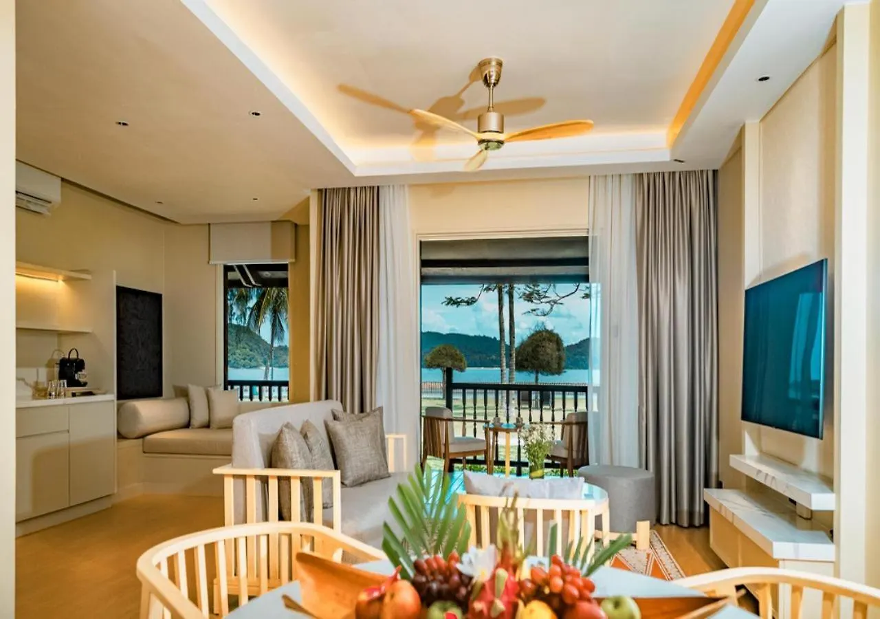 Pelangi Beach Resort And Spa Λανγκάουι