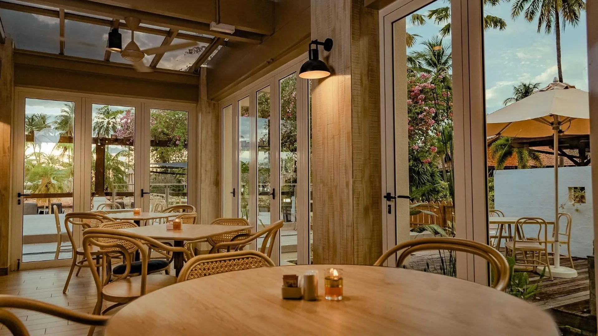 Pelangi Beach Resort And Spa Λανγκάουι 5*,
